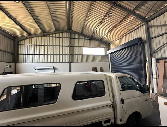 INDUSTRIAL PROPERTY TO RENT IN HALFWAY HOUSE